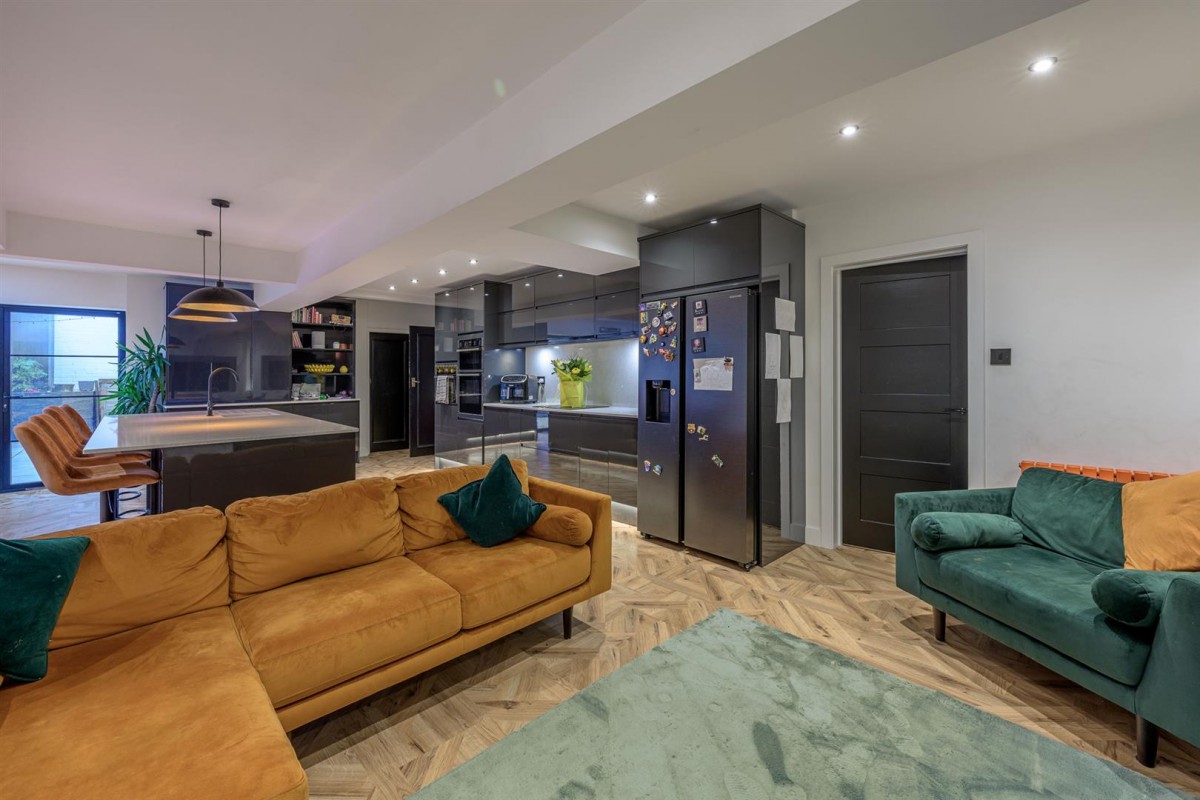 Stream Road, Kingswinford, DY6 9NW