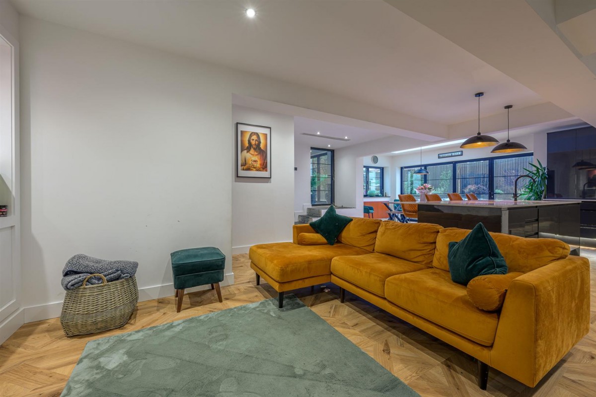 Stream Road, Kingswinford, DY6 9NW