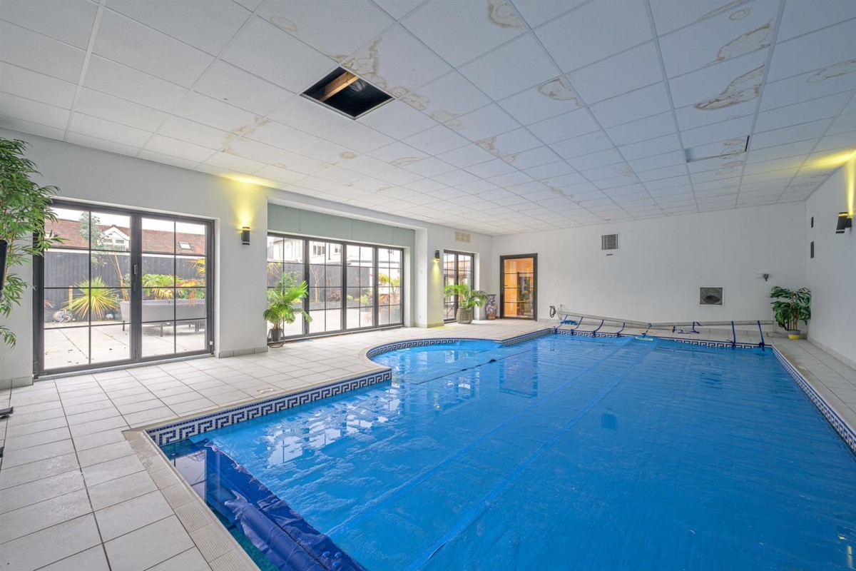 Stream Road, Kingswinford, DY6 9NW