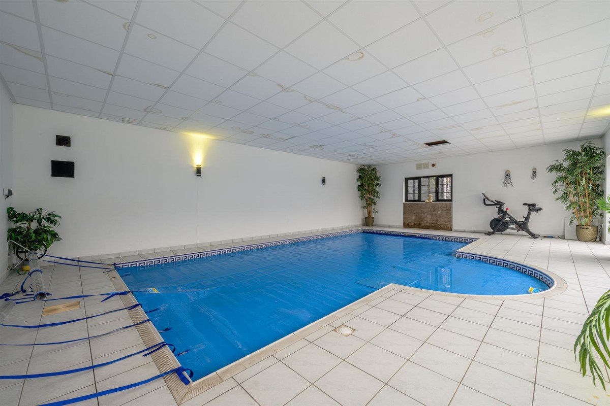 Stream Road, Kingswinford, DY6 9NW