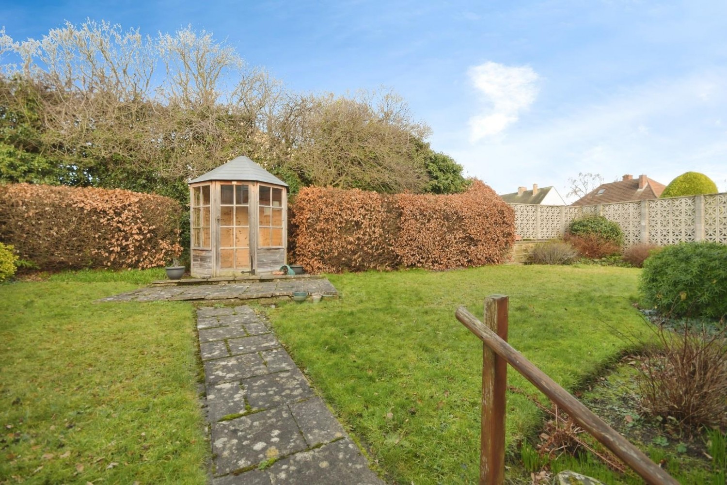 3 bedroom House for sale in Old Road, Brampton, Chesterfield, S40 3QL