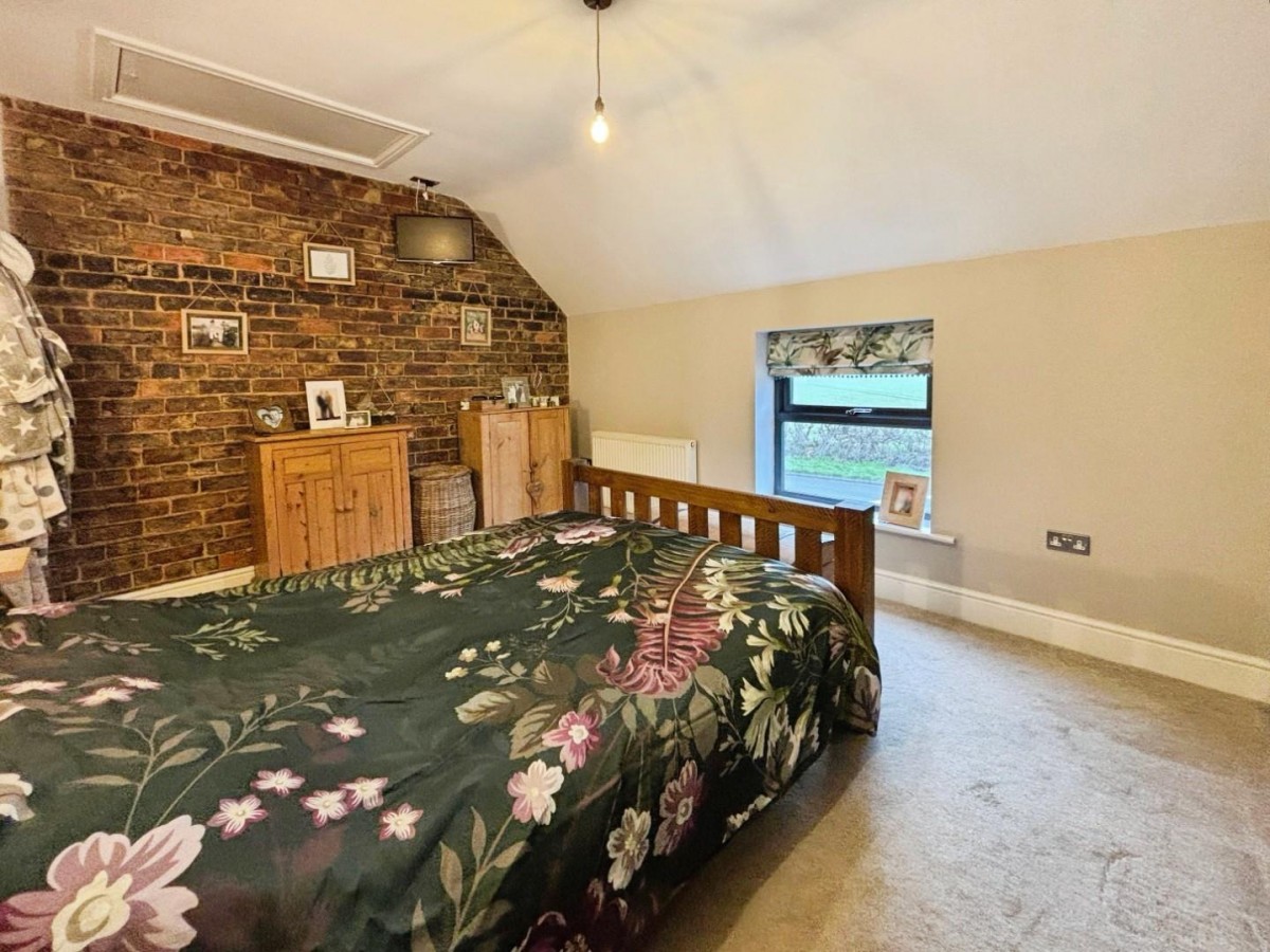 Upsall Road, South Kilvington, Thirsk, YO7 2NQ