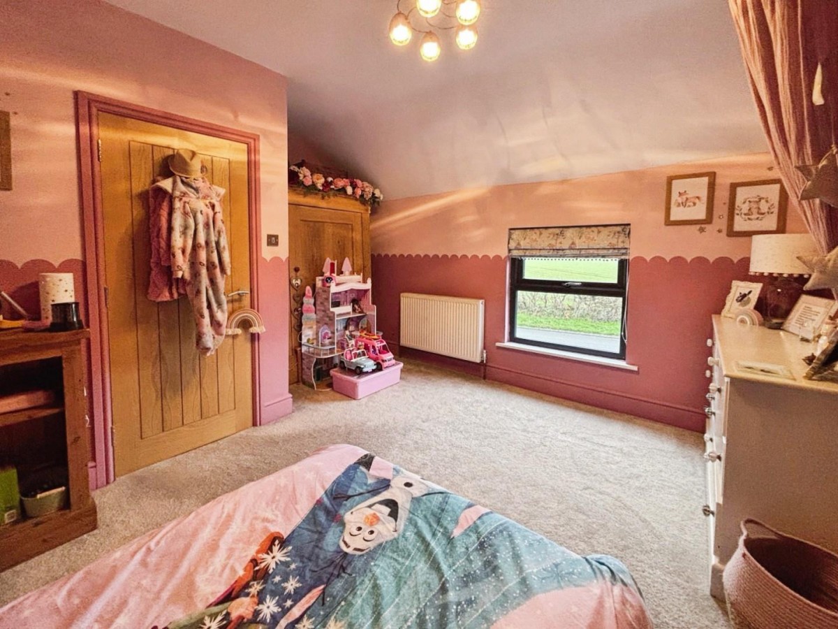 Upsall Road, South Kilvington, Thirsk, YO7 2NQ