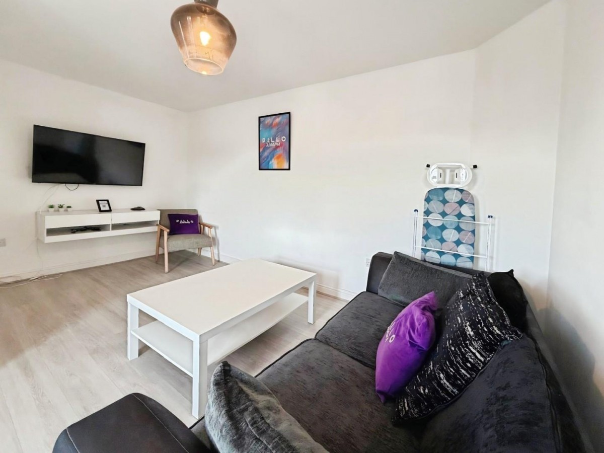 Peel Green Road, Eccles, Manchester, M30 7DT