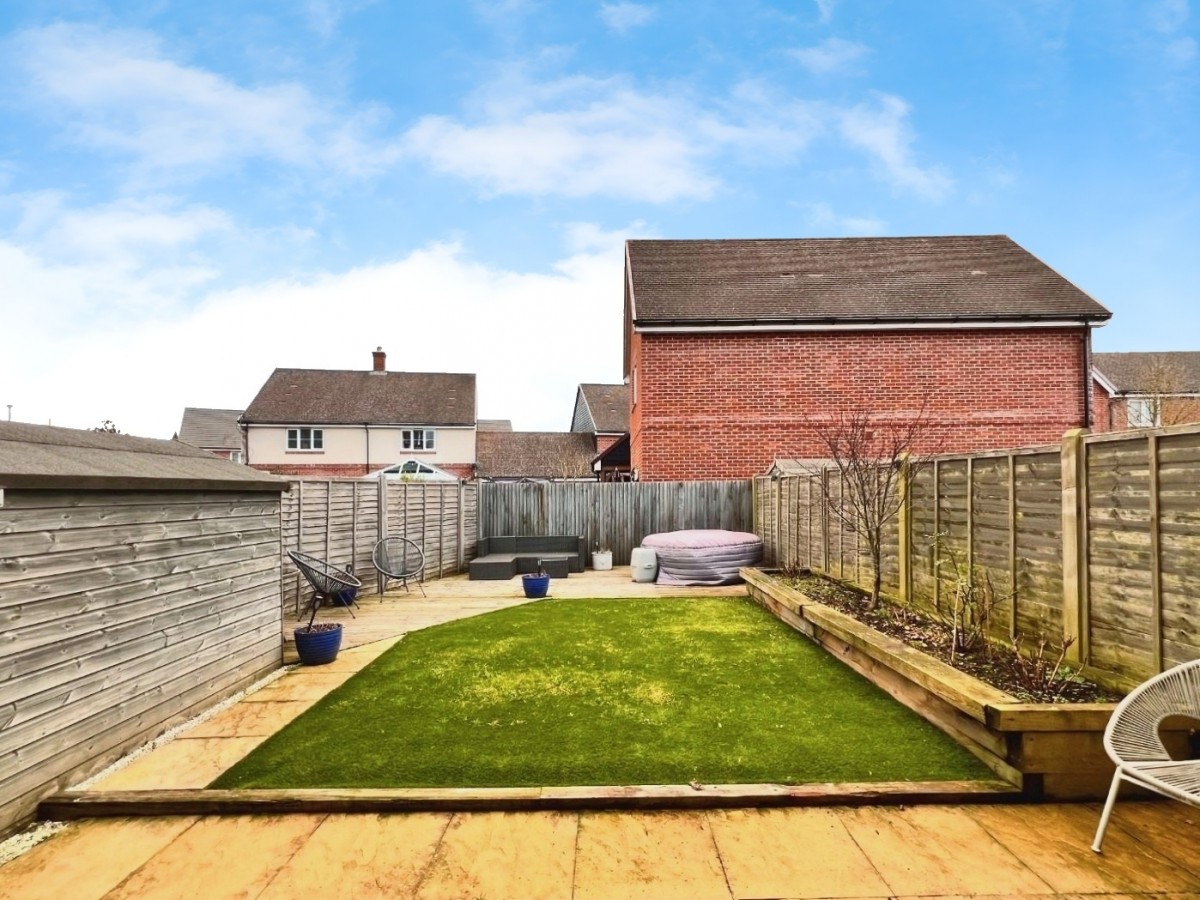 Ryeland Way, Bridgefield