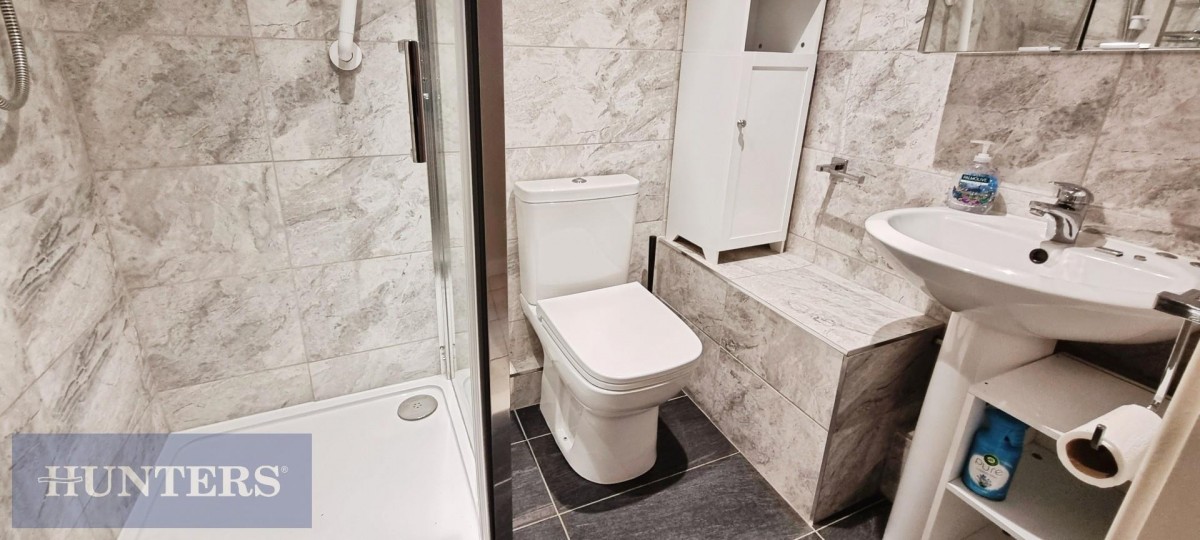 Hele Cross, Bradninch