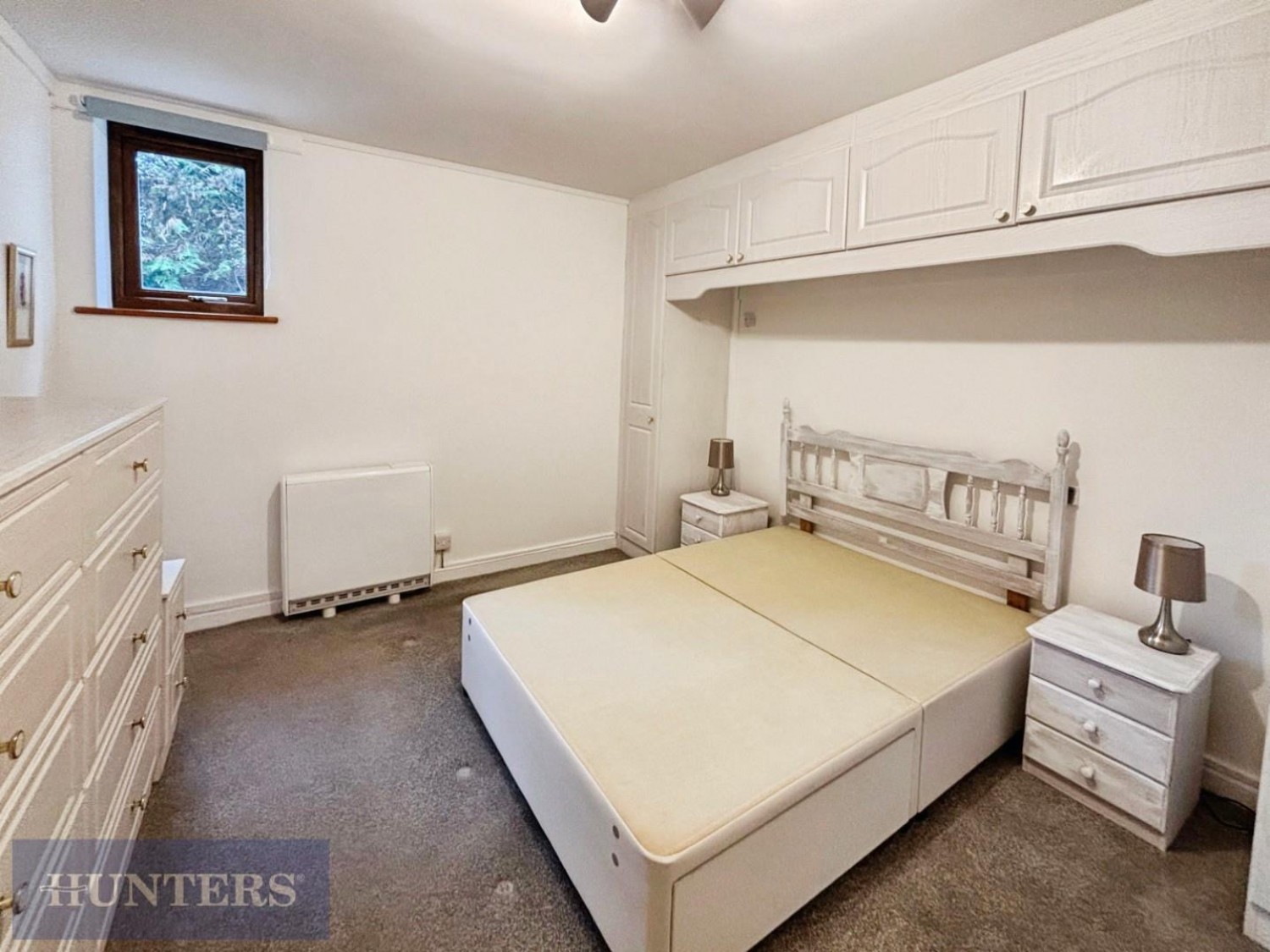 Hele Cross, Bradninch