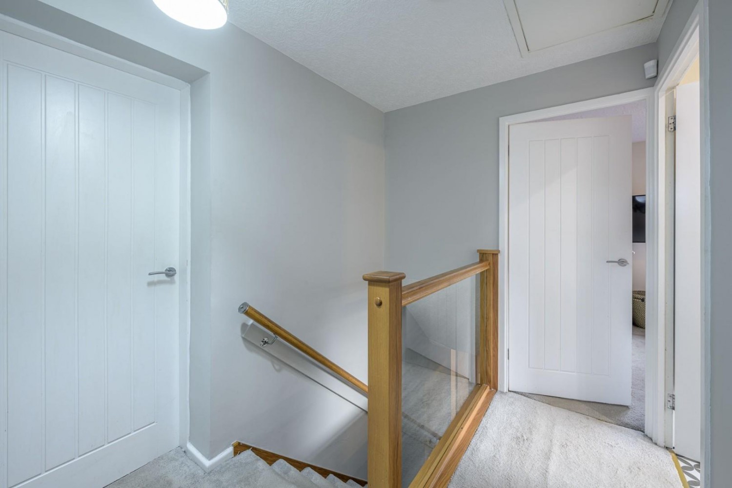 Cowley Drive, Milking Bank