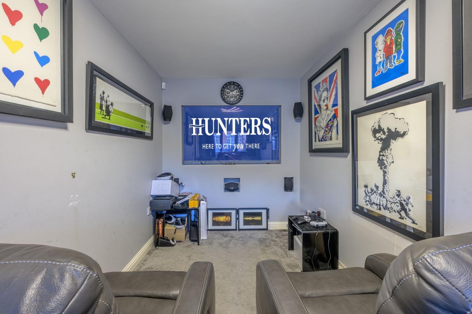 Cowley Drive, Milking Bank