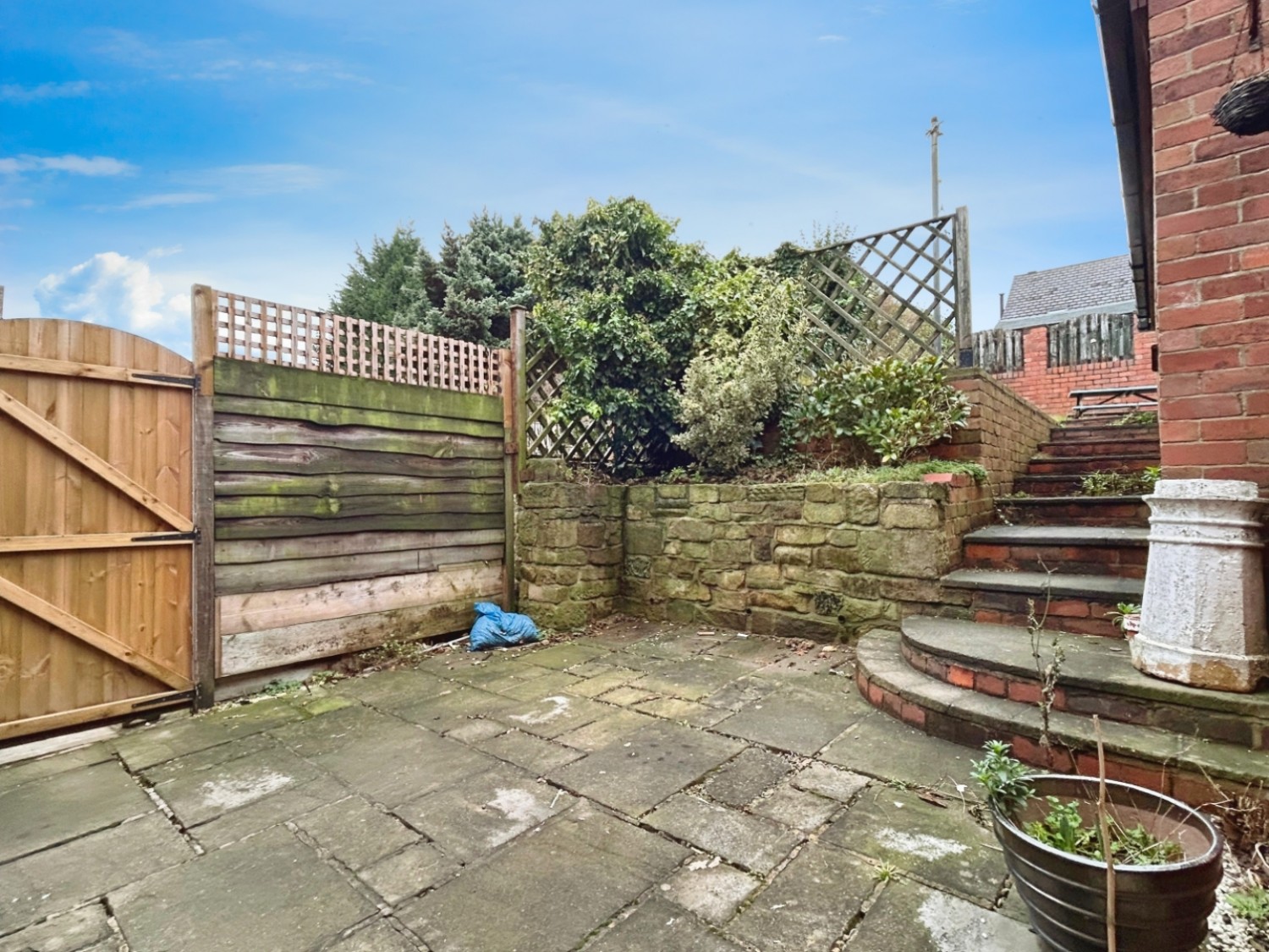 Meadowhall Road, Rotherham, , S61 2JA