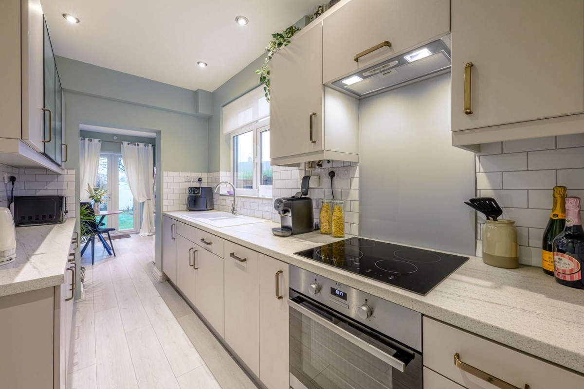 Hampton Court Road, Birmingham