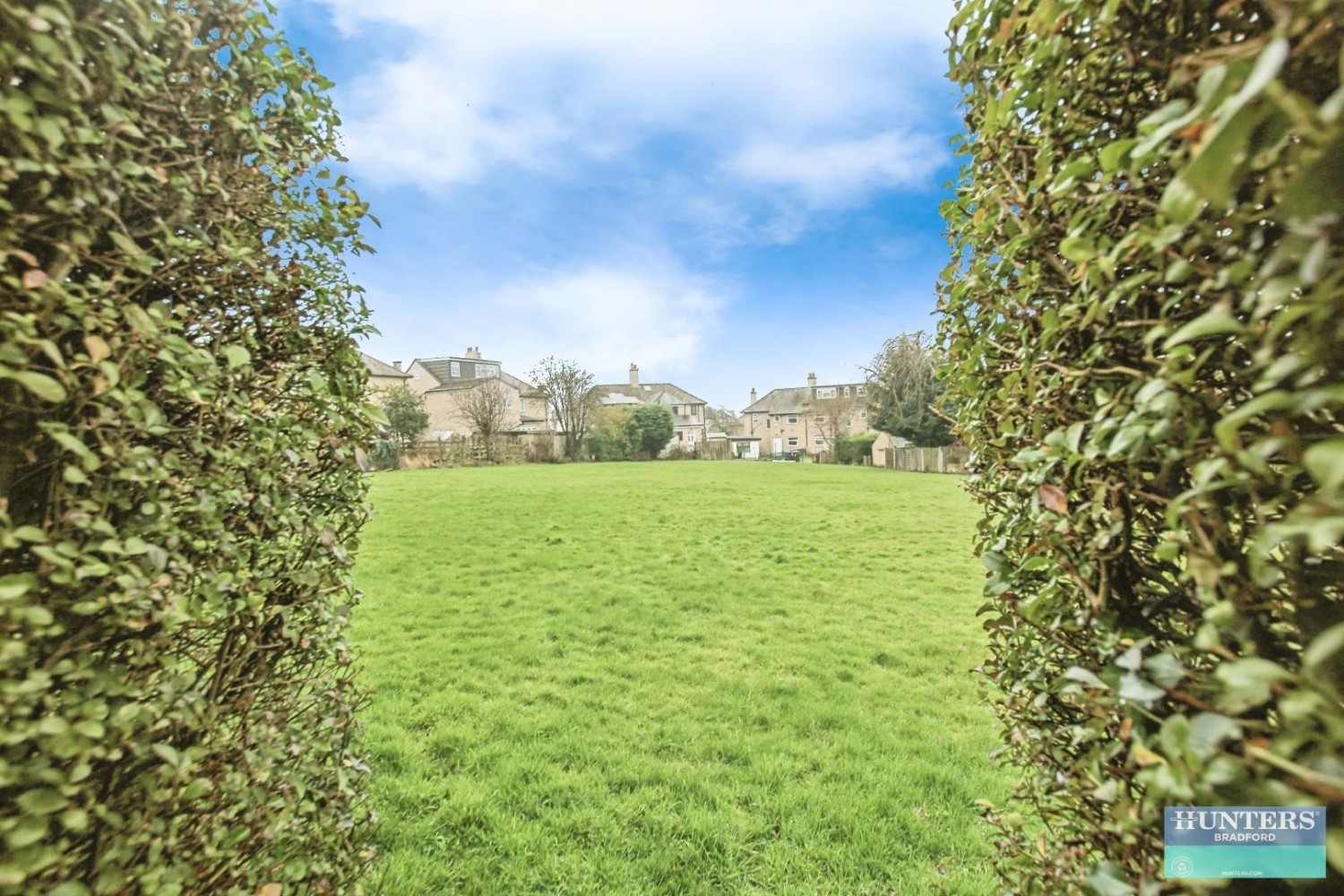 The Oval Bradford, BD8 0AU