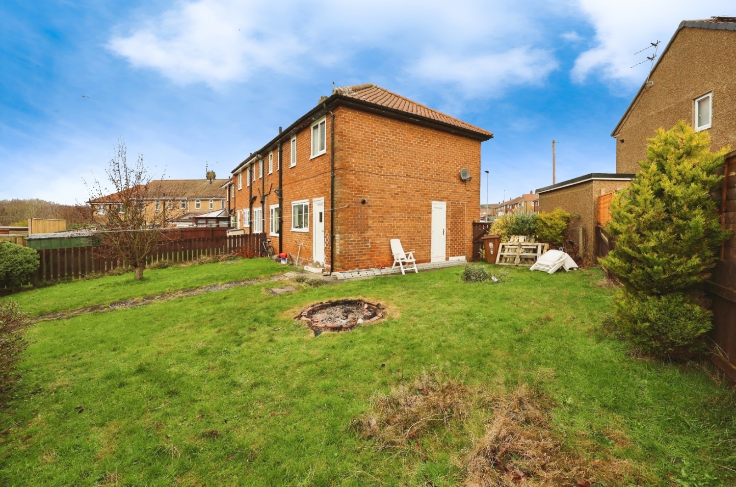 Hawes Crescent, Crook