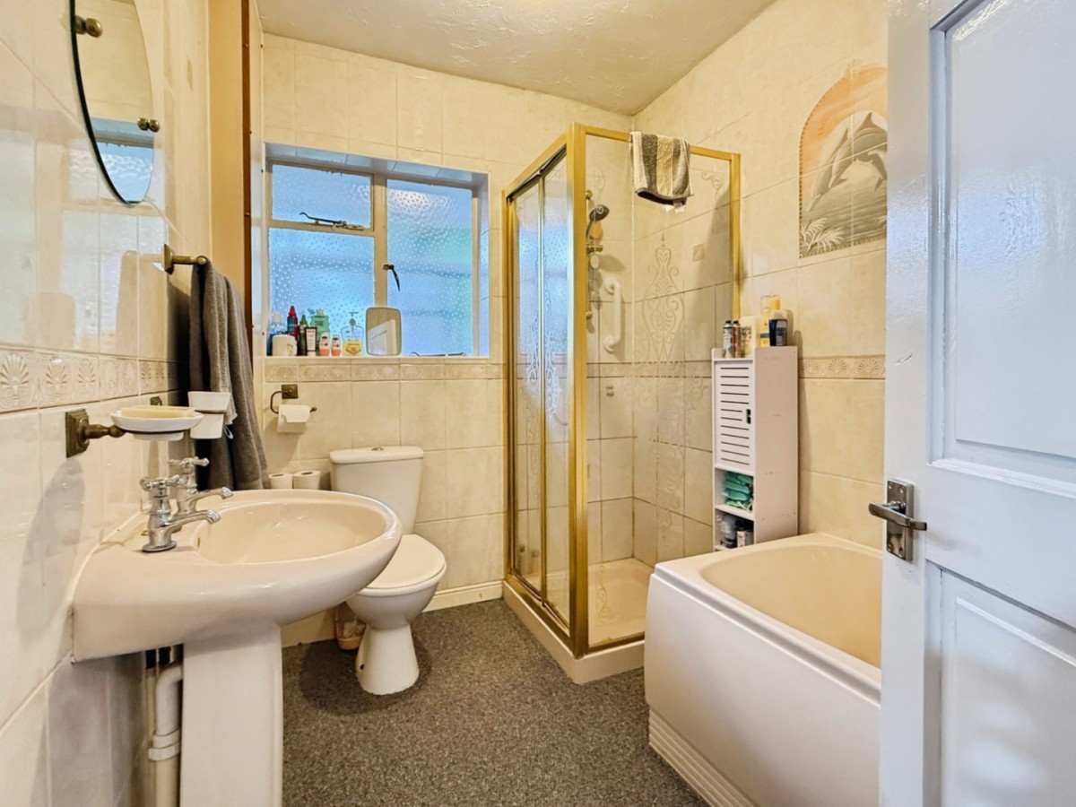 Cotswold Green, Stonehouse