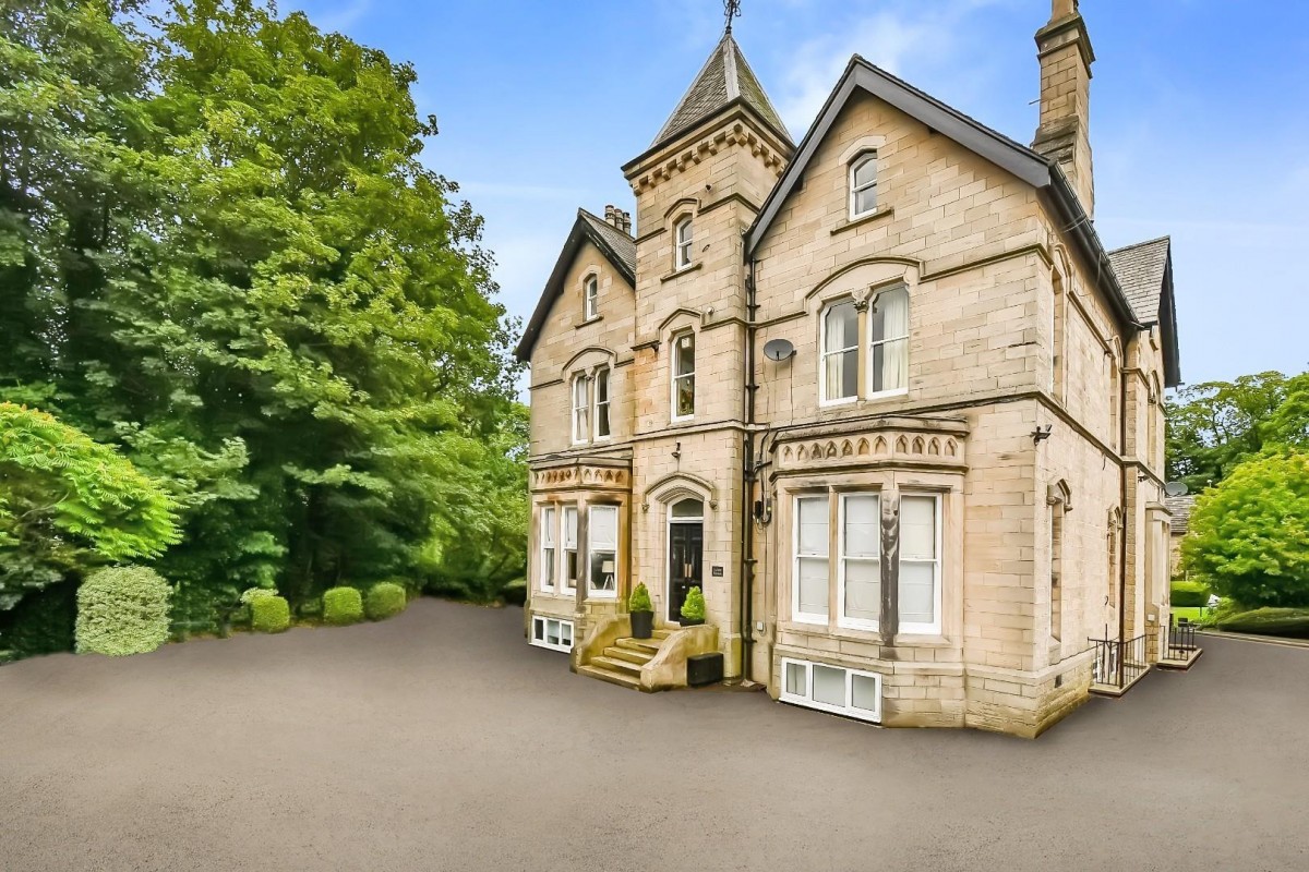 Bolton Grange, Yeadon, Leeds