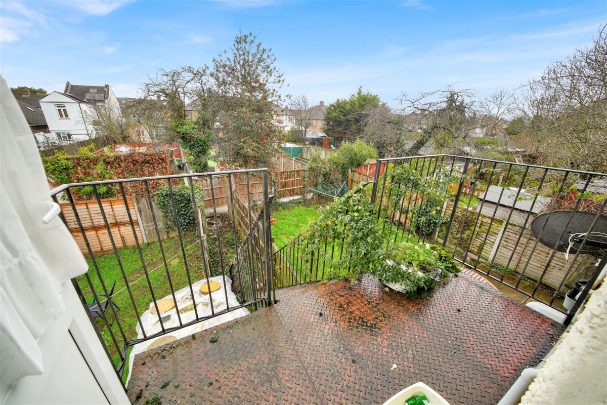 Grantham Gardens, Chadwell Heath, RM6