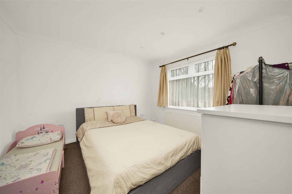 Grantham Gardens, Chadwell Heath, RM6