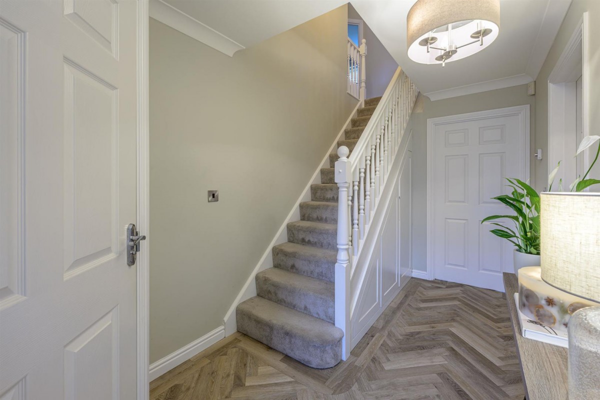 Kirkpatrick Drive, Wordsley, DY8 5TG