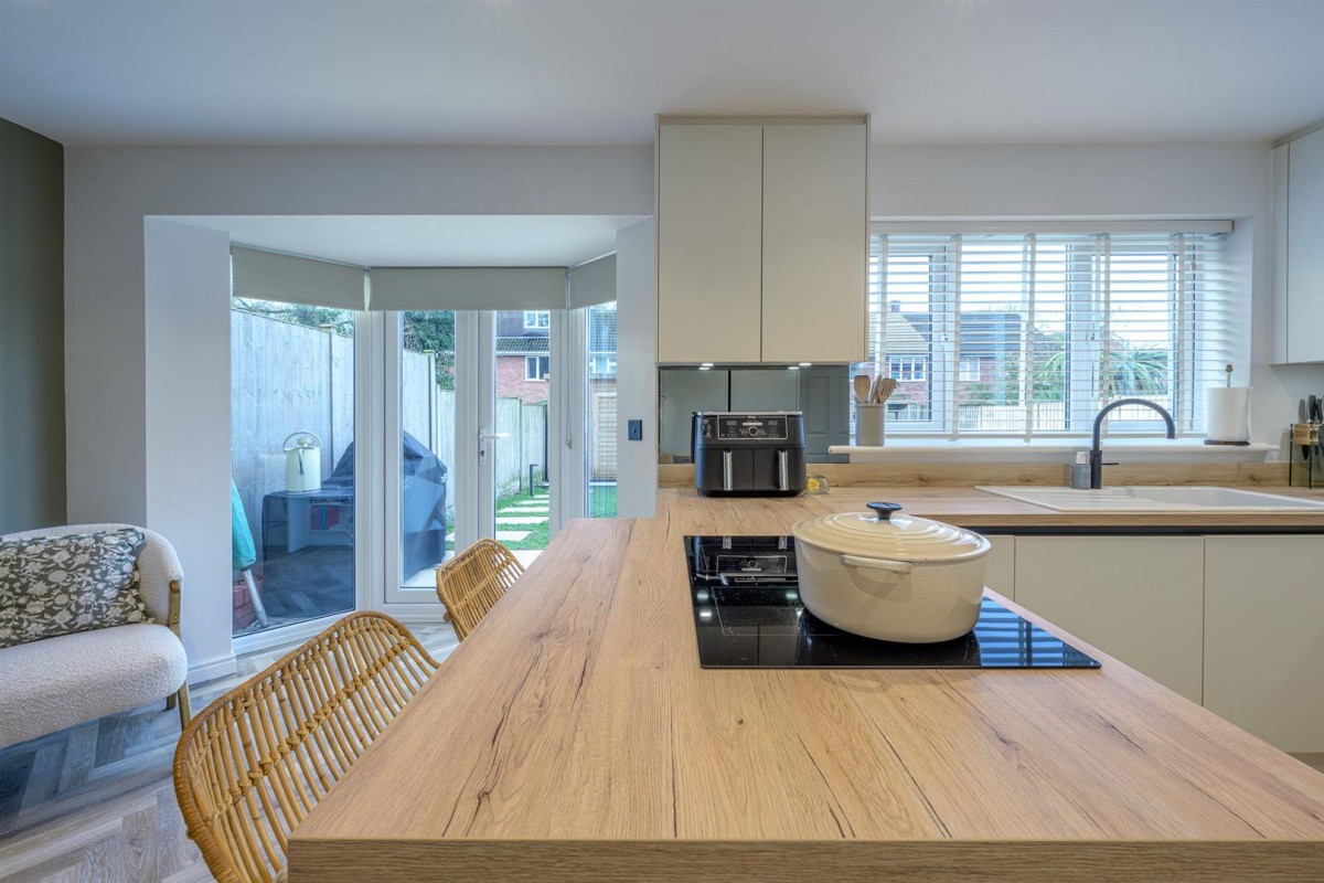 Kirkpatrick Drive, Wordsley, DY8 5TG