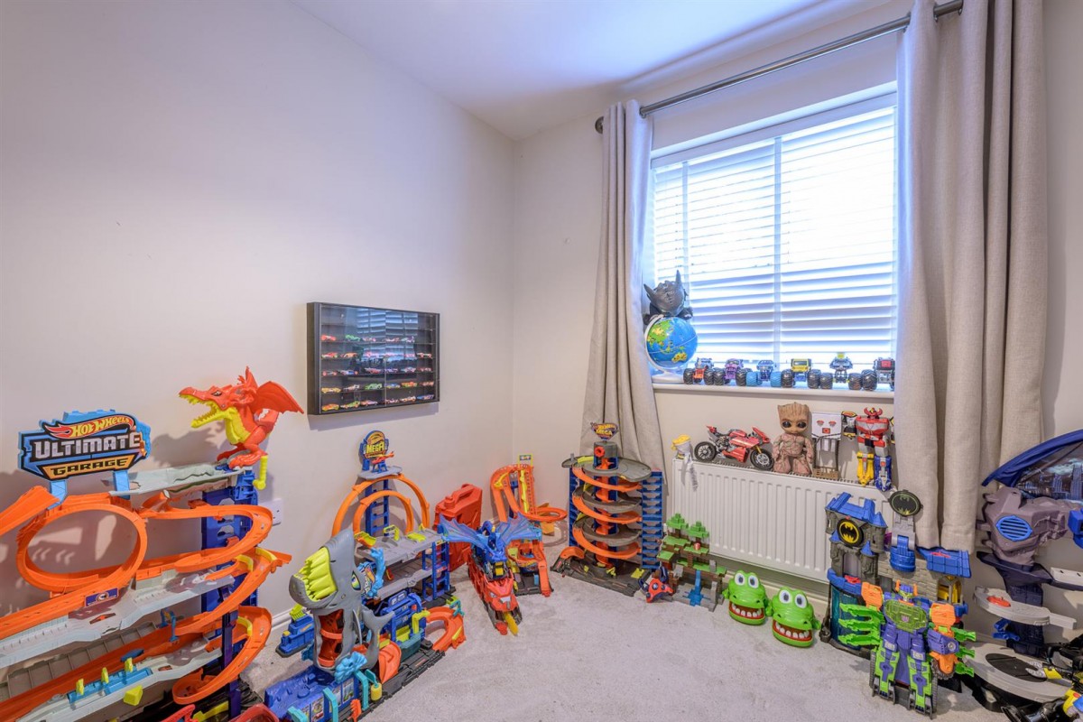 Kirkpatrick Drive, Wordsley, DY8 5TG