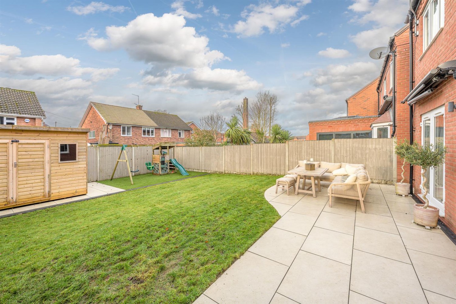 Kirkpatrick Drive, Wordsley, DY8 5TG