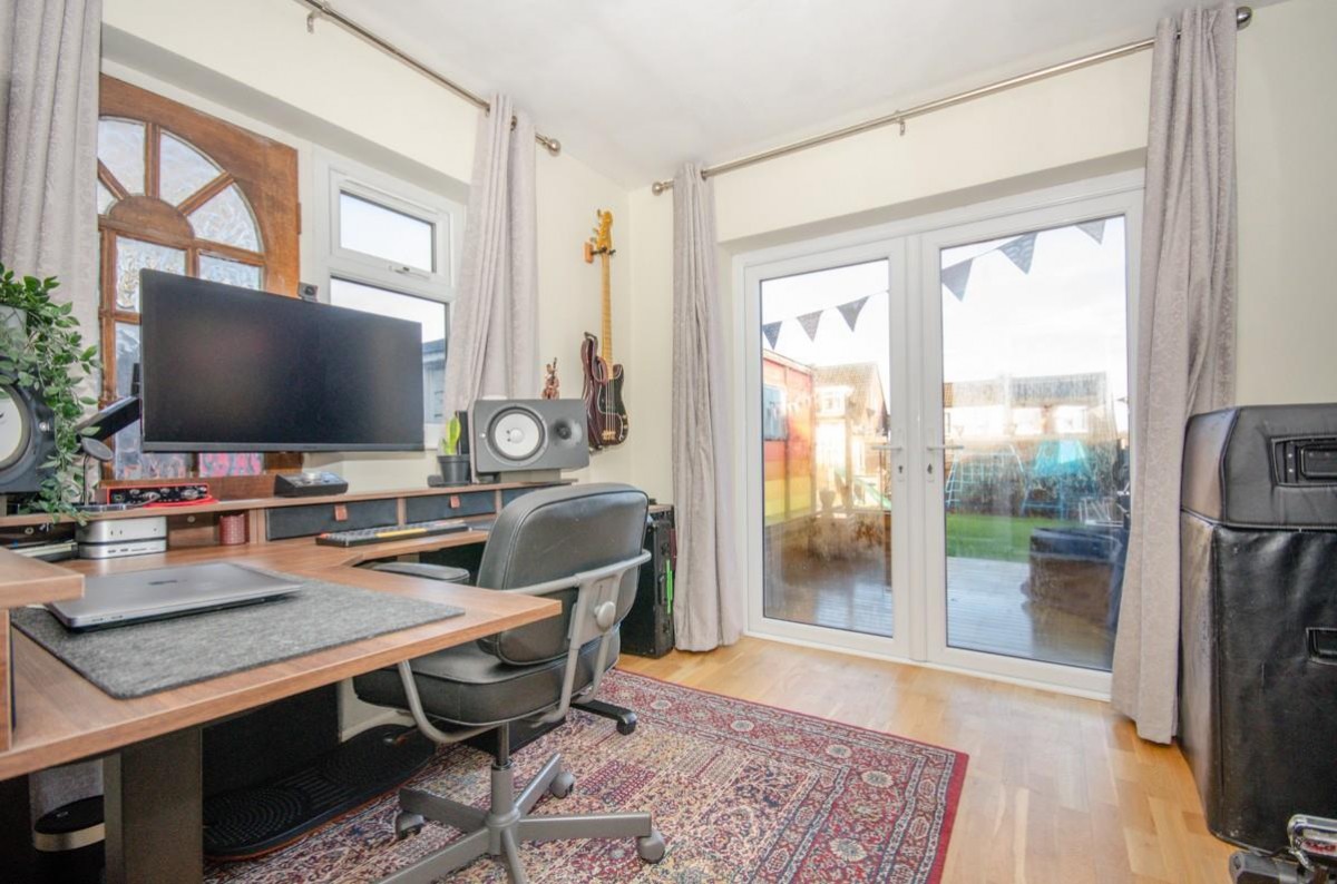 Pound Road, Kingswood, Bristol, BS15 4QU