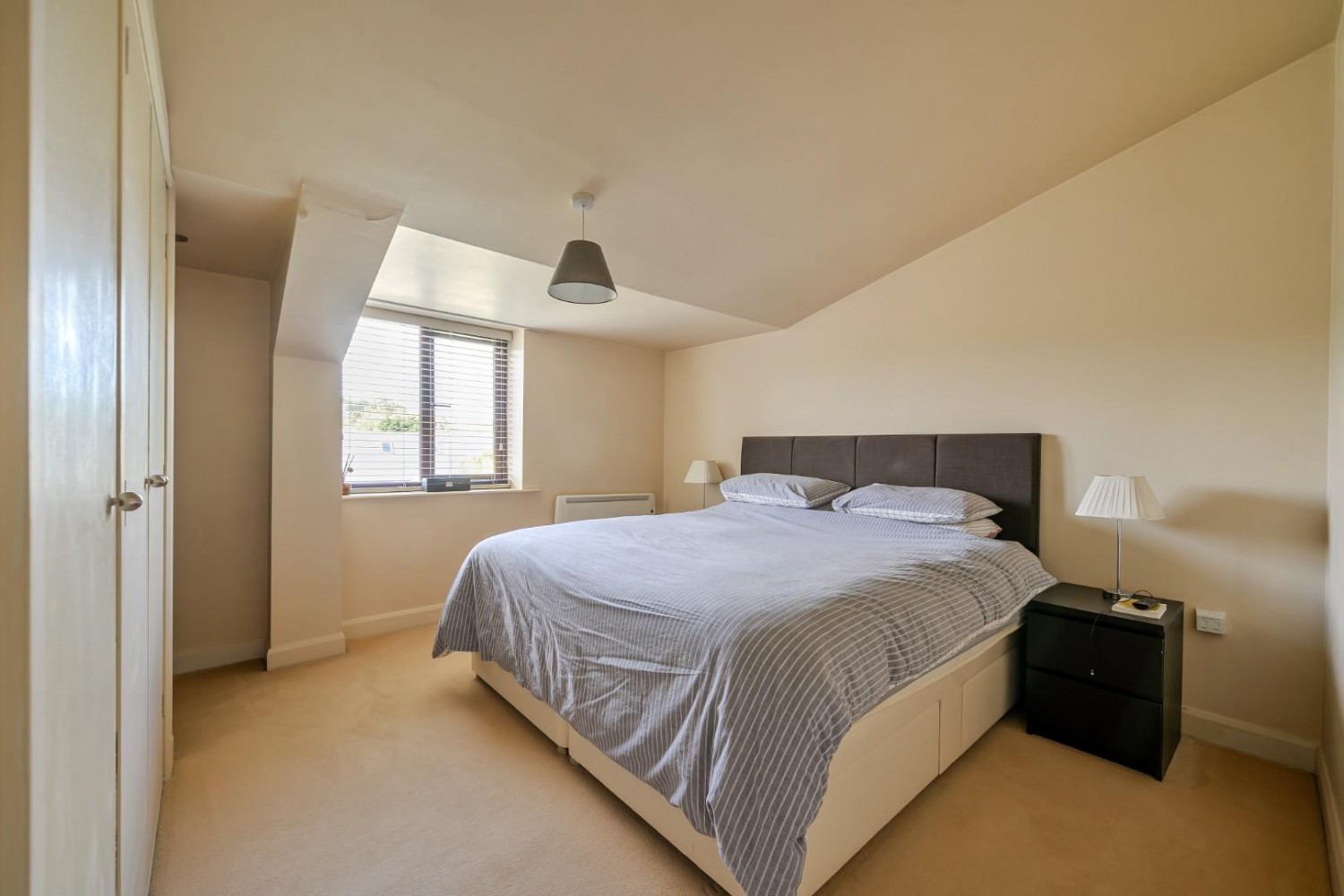 Old London Road, Stutton