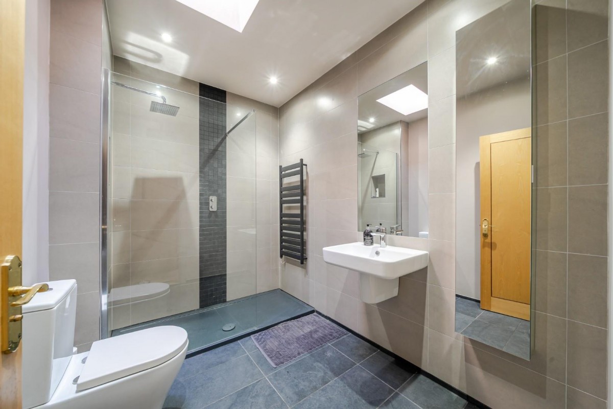 Old London Road, Stutton