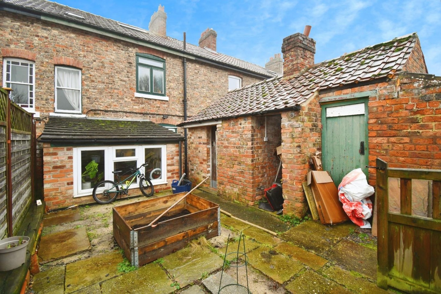 The Terrace, Kirby Hill