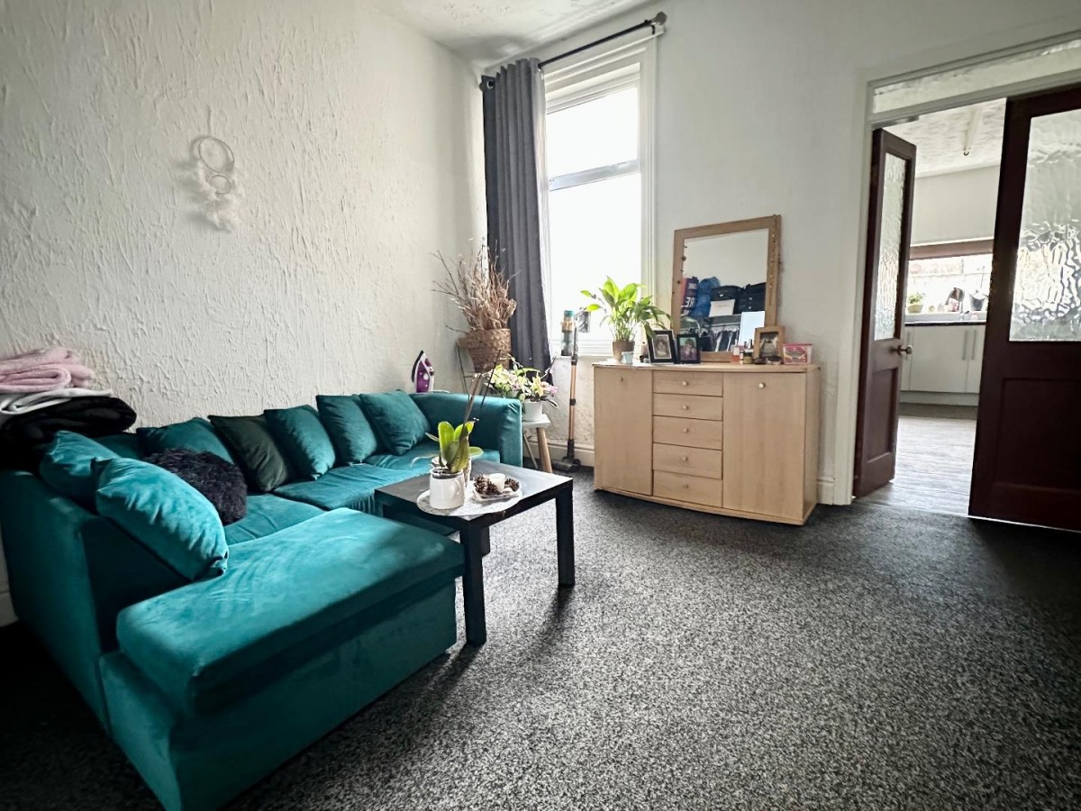 Bela Grove, Blackpool