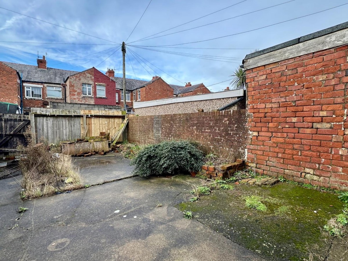 Bela Grove, Blackpool