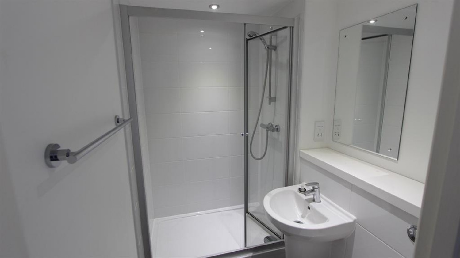 Howard Lane, Sheffield, S1 2FT