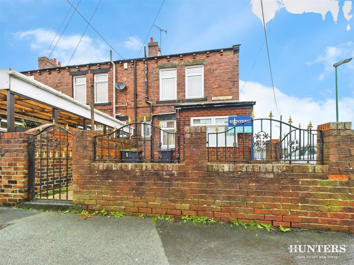 Third Street, Stanley