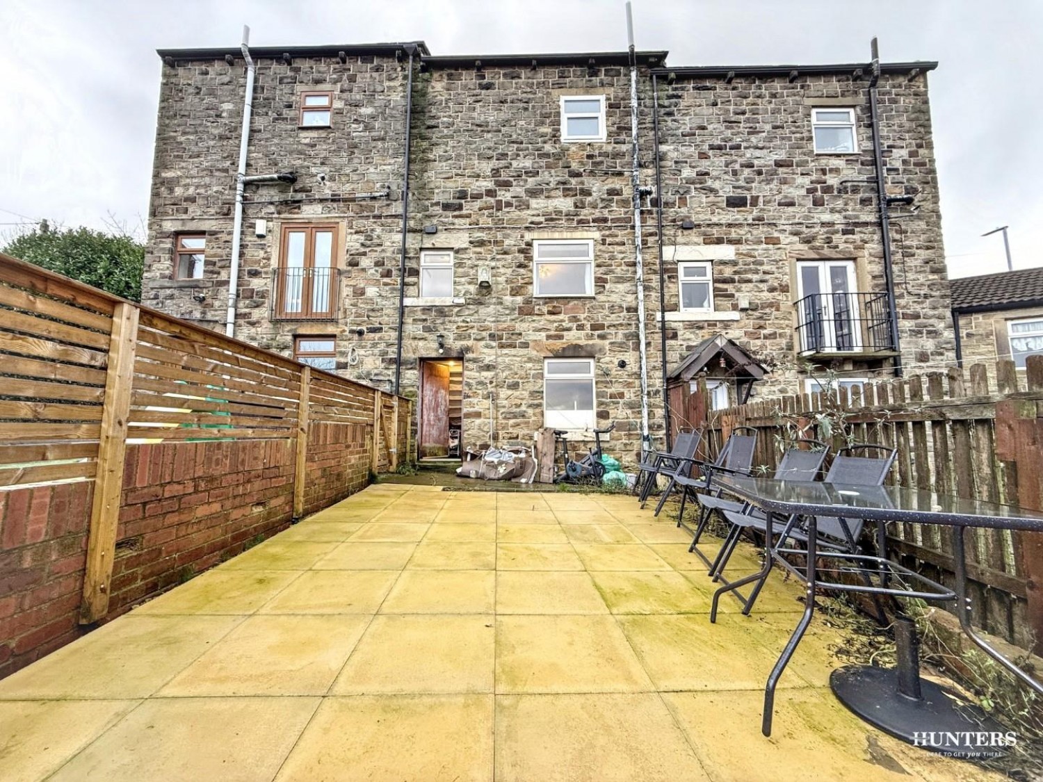 High Street, Hanging Heaton, Batley