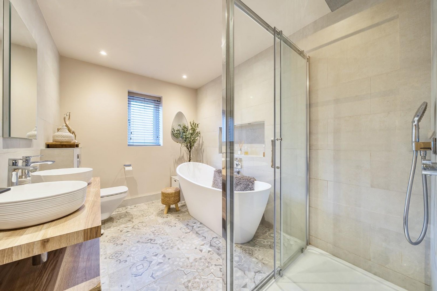 Pumphouse Lane, Redditch