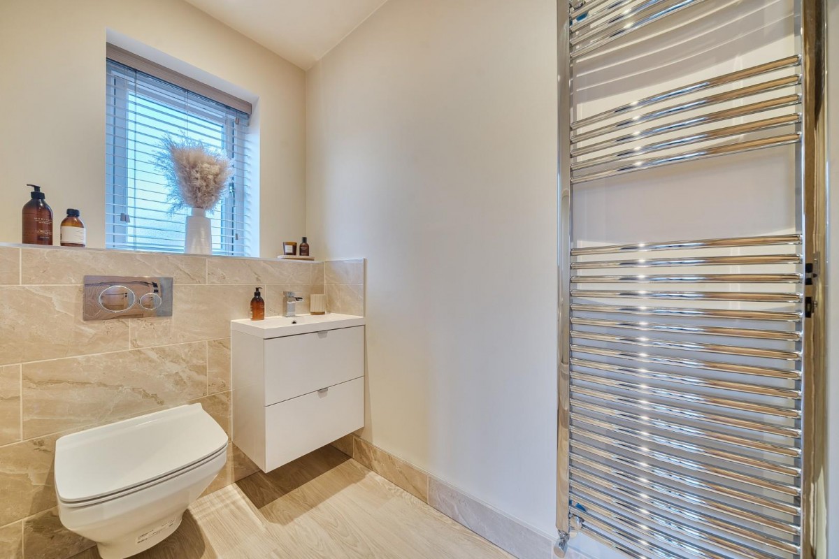 Pumphouse Lane, Redditch