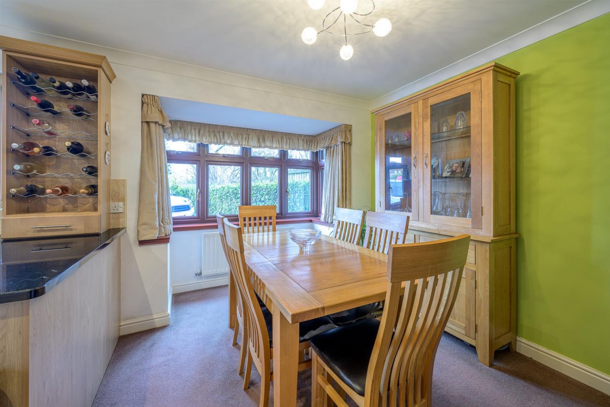 Wainwright Close, Wall Heath, DY6 0AJ