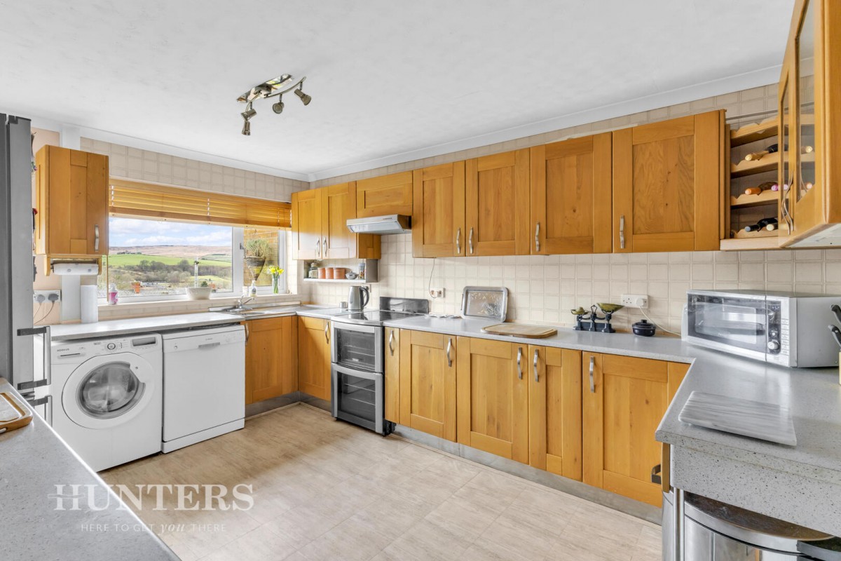 Shore Mount, Littleborough, OL15 8EW