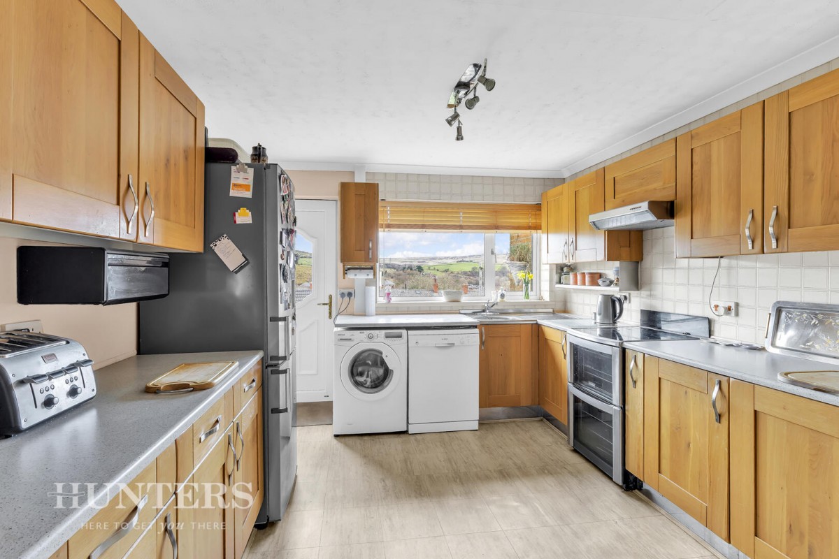 Shore Mount, Littleborough, OL15 8EW