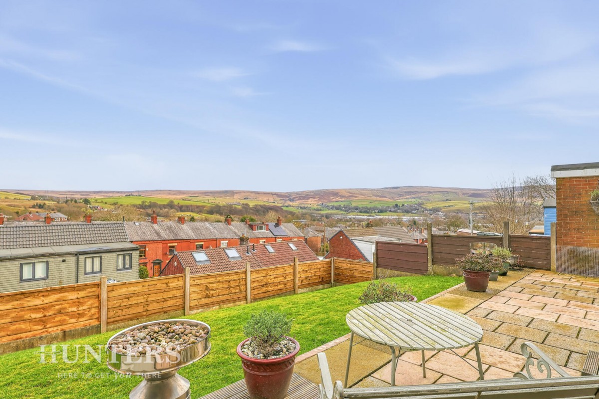 Shore Mount, Littleborough, OL15 8EW