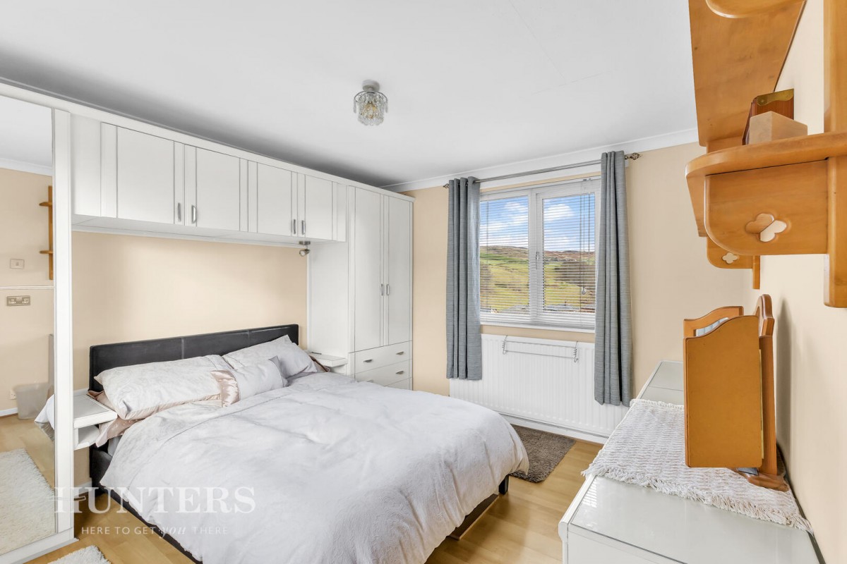 Shore Mount, Littleborough, OL15 8EW