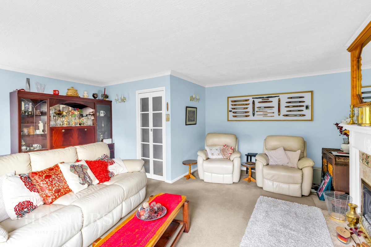 Shore Mount, Littleborough, OL15 8EW