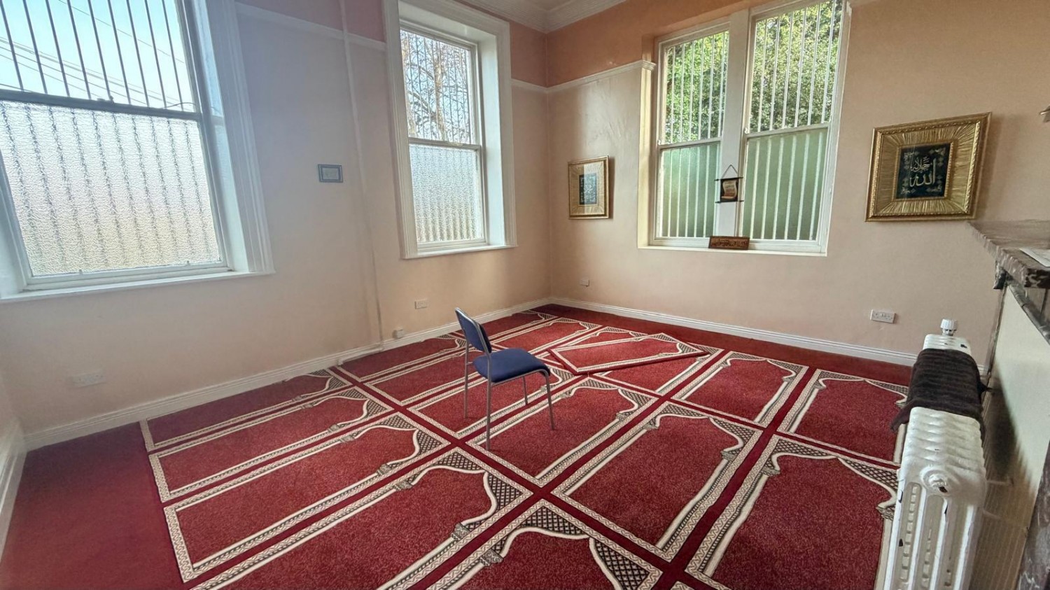 Track Road, Batley, WF17 7AA