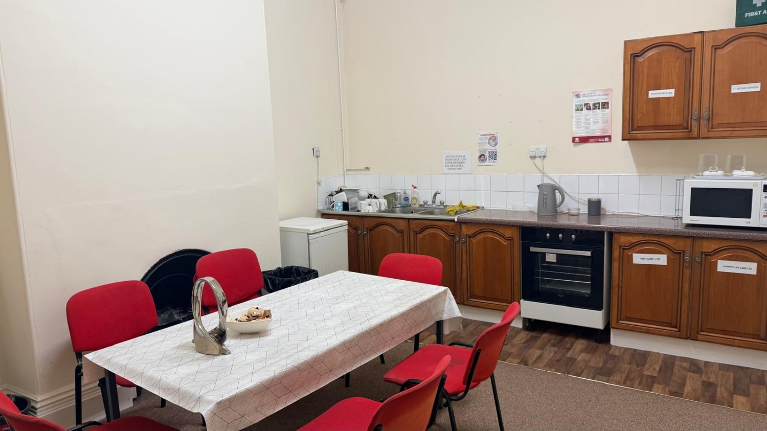 Track Road, Batley, WF17 7AA