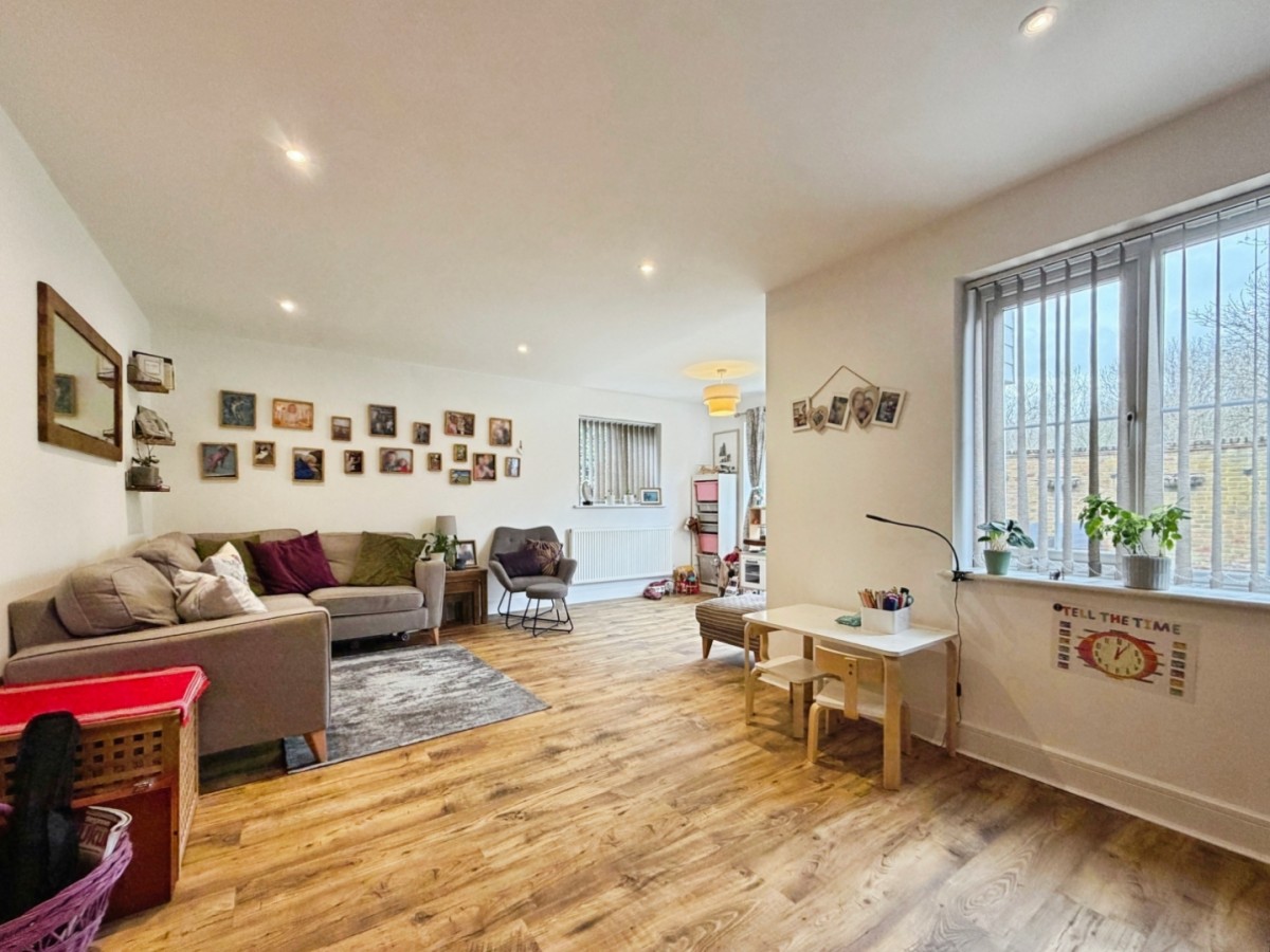 Bill Deedes Way, Aldington, Ashford, TN25 7ES