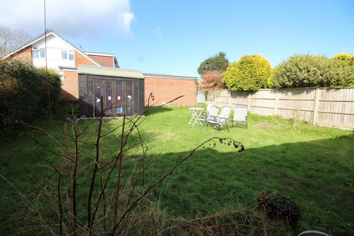 Davids Lane, Alveston