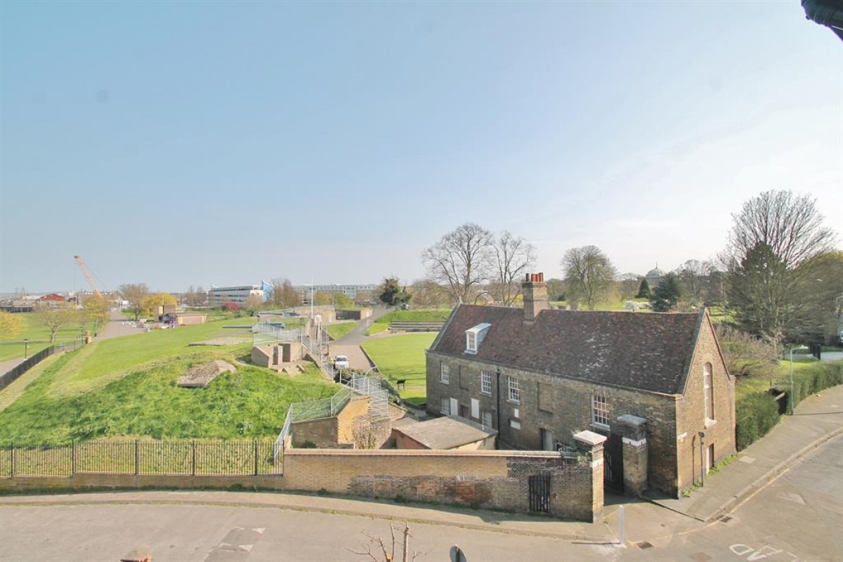 Heritage Quay, Commercial Place, Gravesend, DA12 2BF