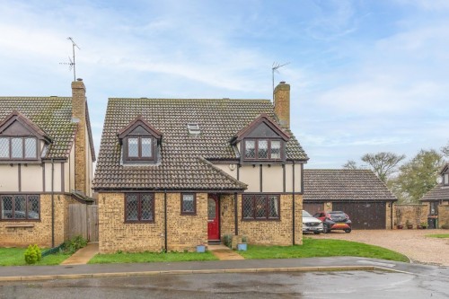 Woodside, Eaton Bray