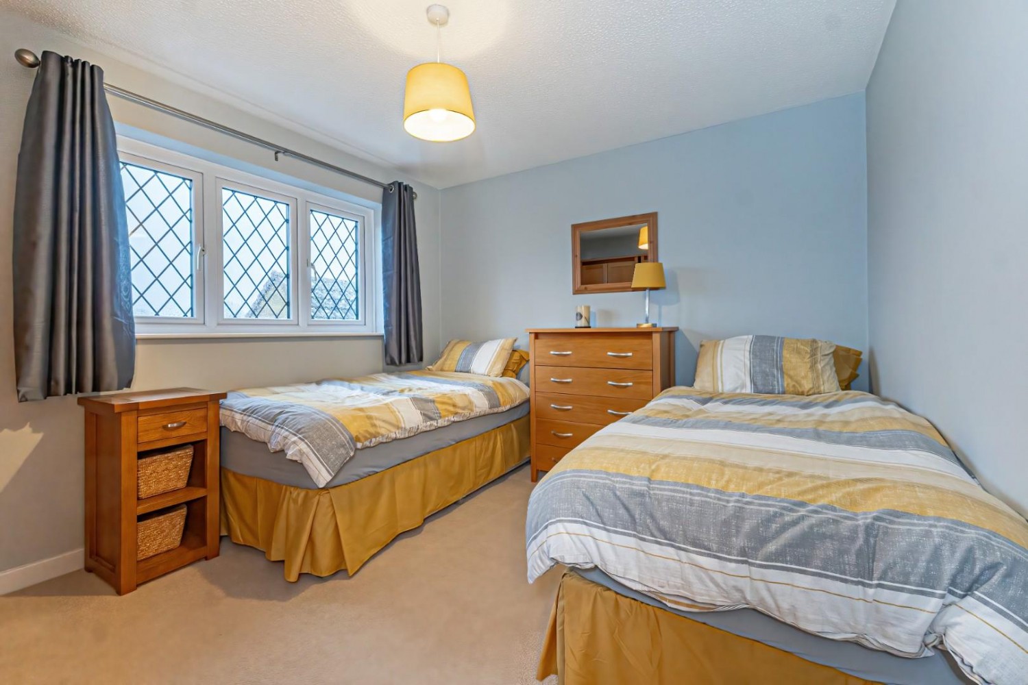 Woodside, Eaton Bray