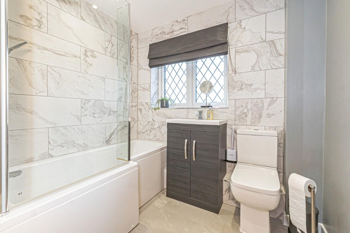 Woodside, Eaton Bray